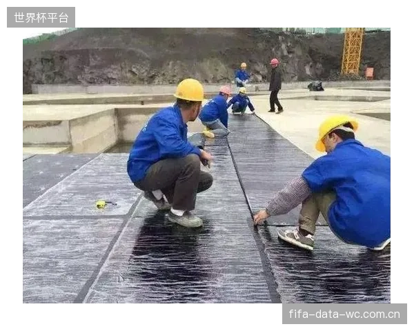 最新认证要求护具自粘层在经历500次模拟汗液浸泡和穿戴循环后，剥离强度下降不超过20%